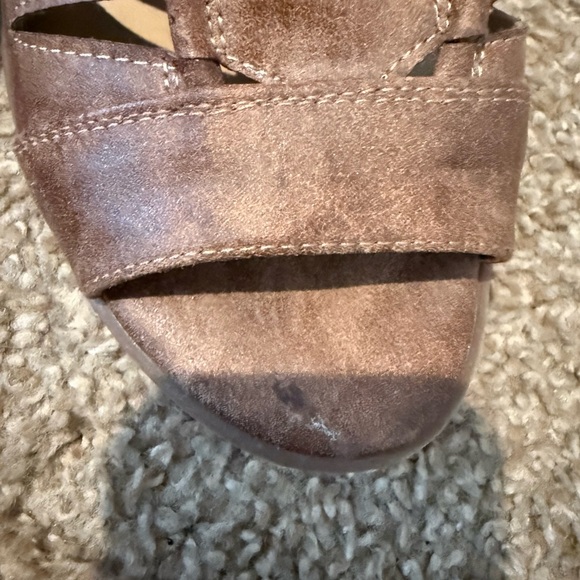 Naturalizer Brown Gladiator Sandals - Picture 7 of 7